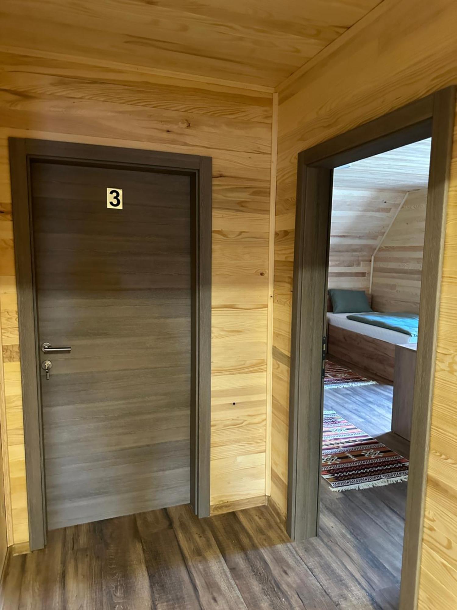 Bungalow House - 5 Rooms Zolaci Dış mekan fotoğraf